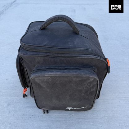 Helemt Bag